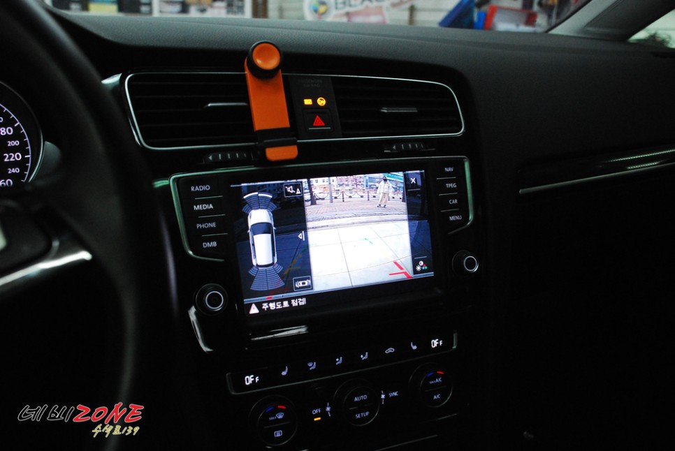 리어 카메라 포함 폴크스바겐 골프 제7세대 2