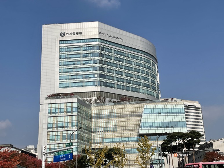 수치 떨어지지 않는 암수치 동위원소방사성150큐리치료후 TSH 13