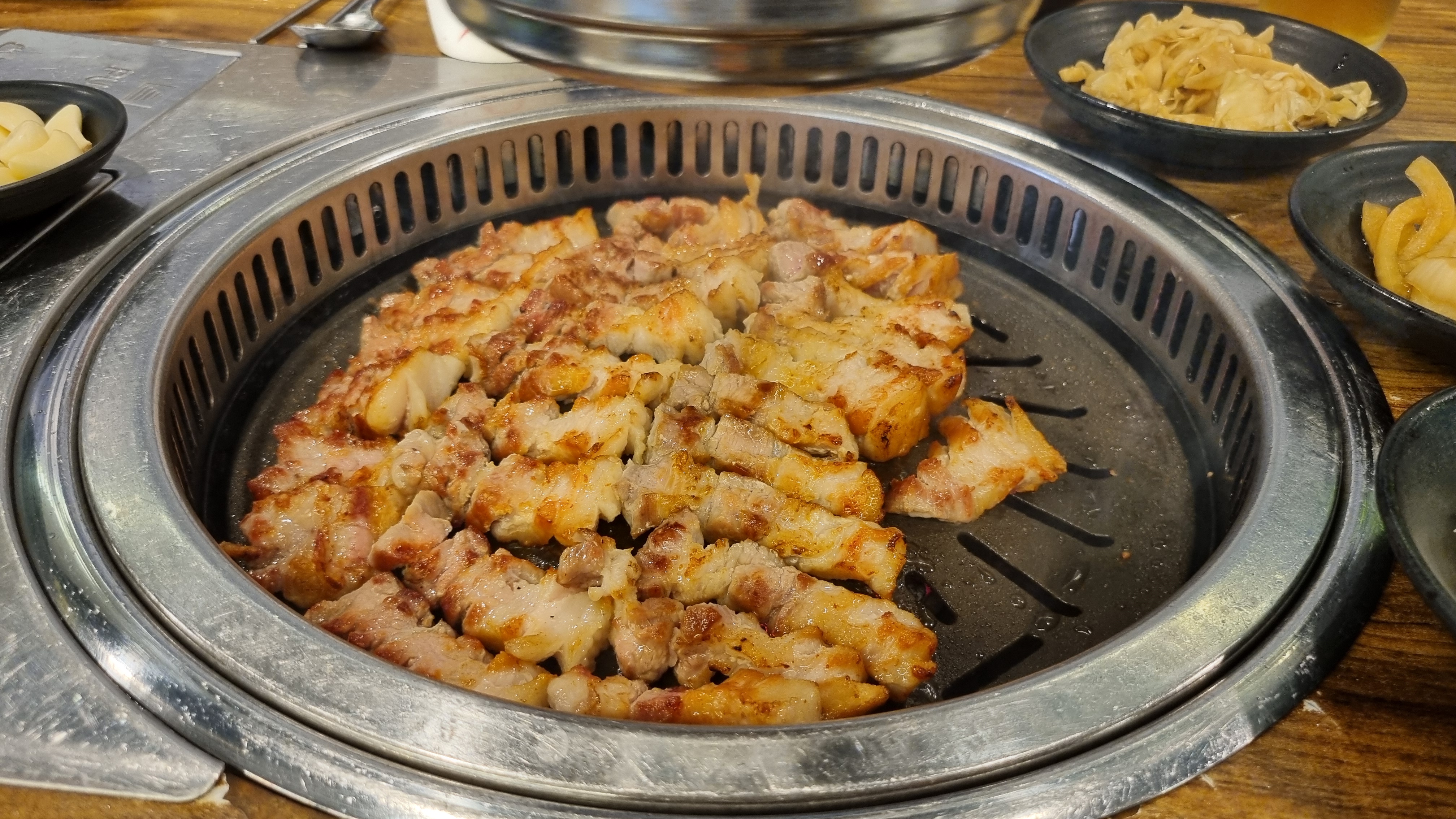 노릇노릇식당 이미지