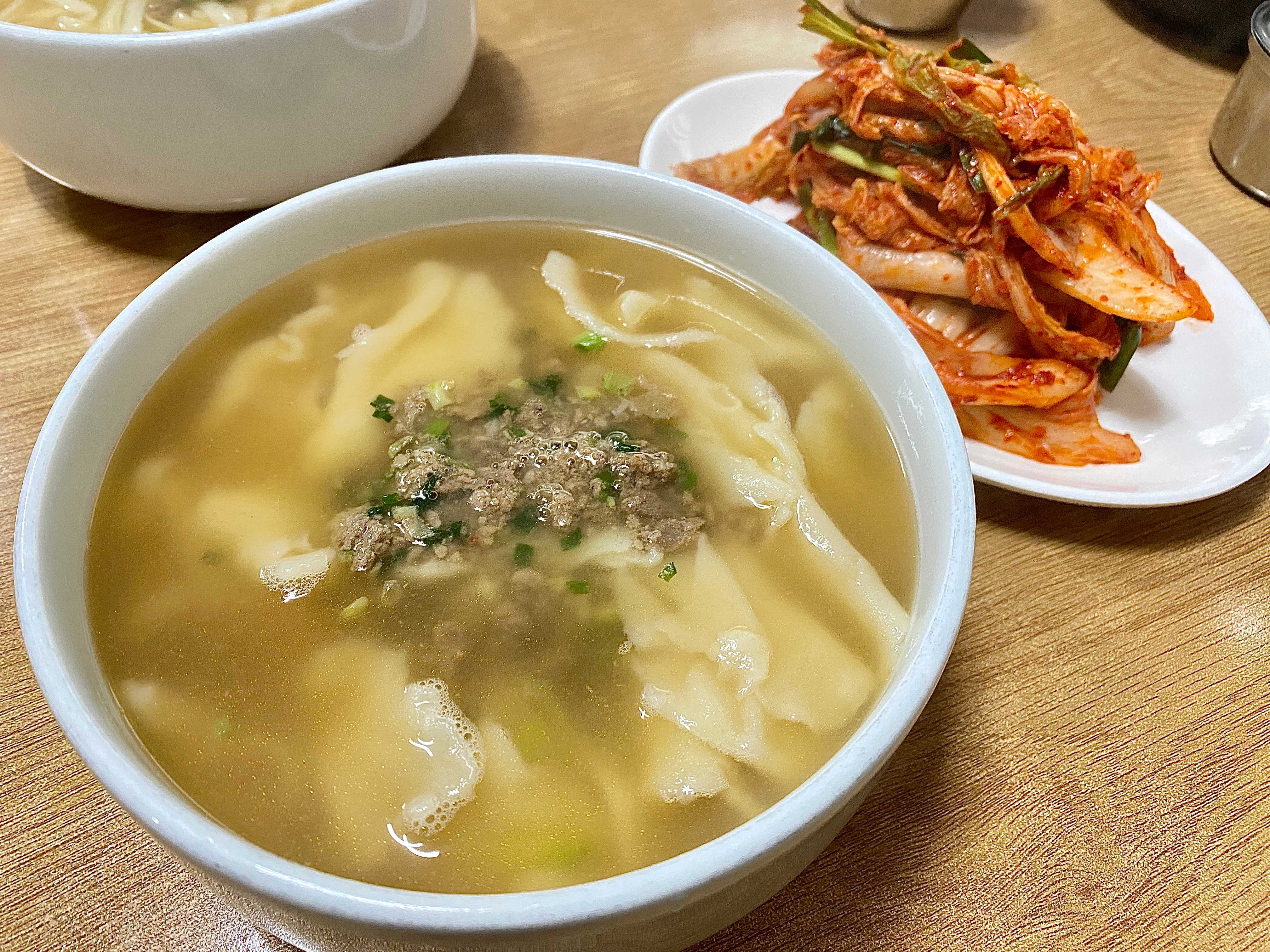 논현손칼국수 수제비
