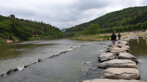 - 산책 바람쐬기 좋은곳 진천 농다리 생거진천 폭포 9