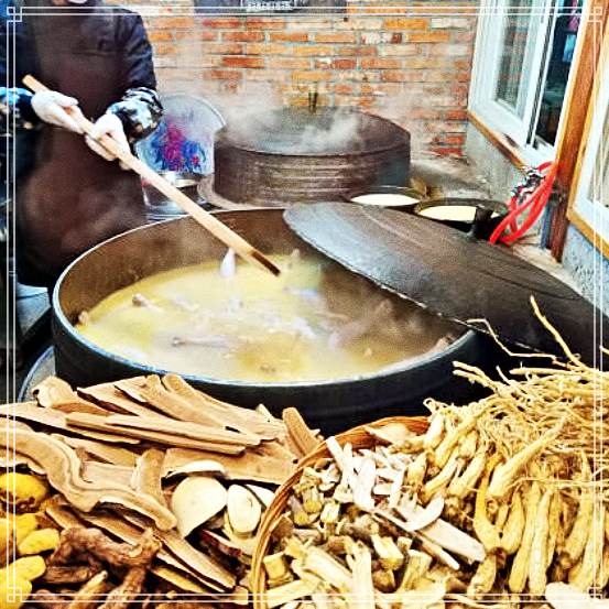  생방송투데이 since 1972, 3대 전통 노포, 가마솥 토종 닭곰탕 서대문 가게 7월 26일 수요맛전 해신탕, 한방 닭백숙, 닭볶음탕 가격 위치 어디
