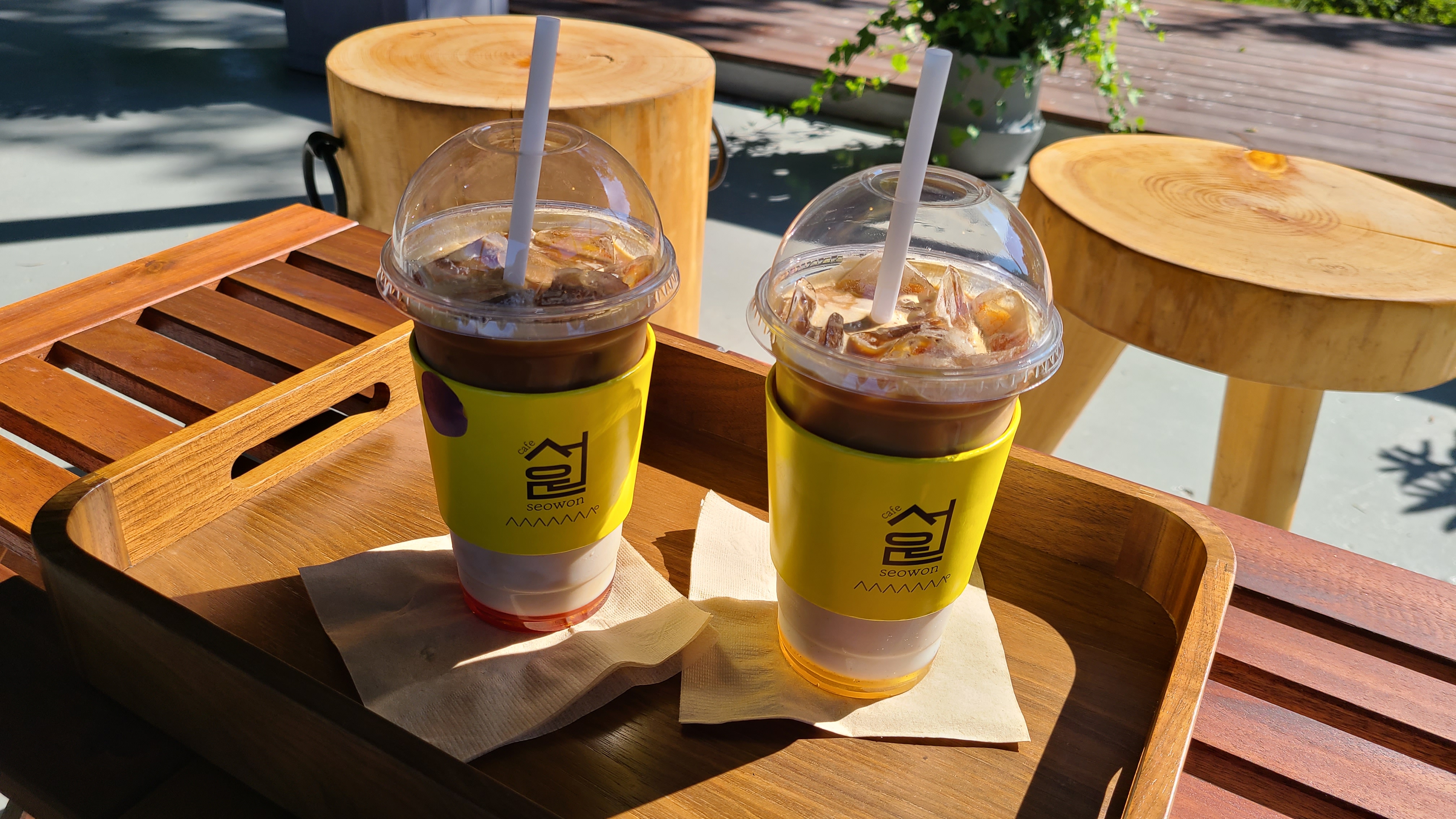  도산서원 입구 신상 한옥카페, 카페 서원