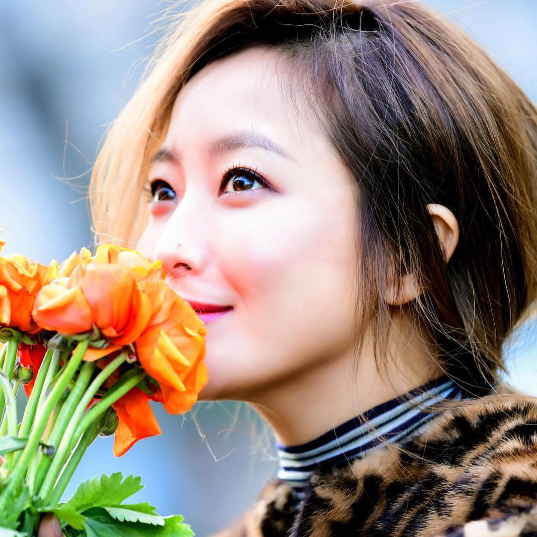  김희선 기부 마스크 3억원 상당