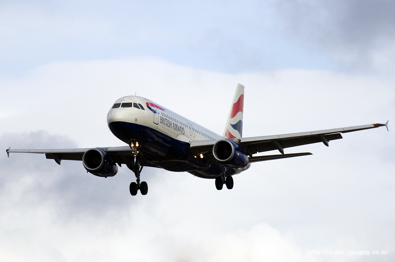 영국 항공 British Airways BA BAW G-EUYC Airbus A320-200 A320 런던 - 히드로 London - Heathrow 런던 England London LHR EGLL