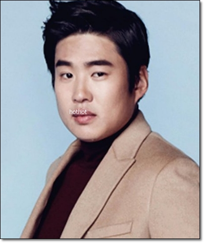  안재홍 살찌기 전 모습과 여자친구 화제