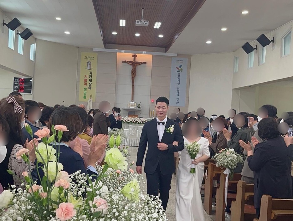  혼배성사로 진행된 우리들의 성당 결혼식