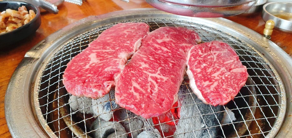  김포1번가 정육식당 고기질 좋고 깔끔해요.