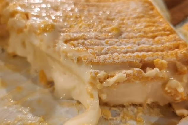 세계에서 가장 냄새 지독한 치즈의 맛은 VIDEO: I tasted the 'world's smelliest cheese' dubbed The Minger - and it's delicious