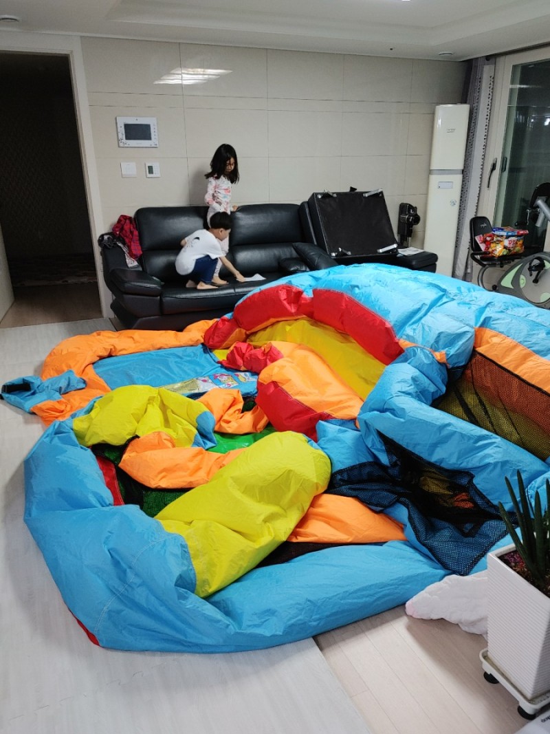  휴포자가 슬기롭게 휴가를 보내는 방법 & 유아 에어트램폴린 구매대여방법