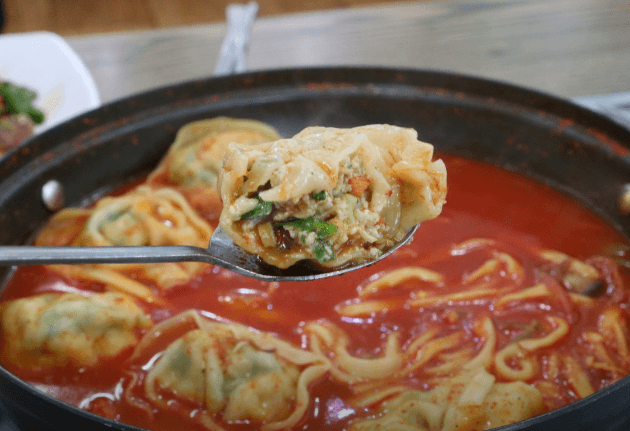 생방송오늘저녁 육개장 칼국수 육칼 만두전골