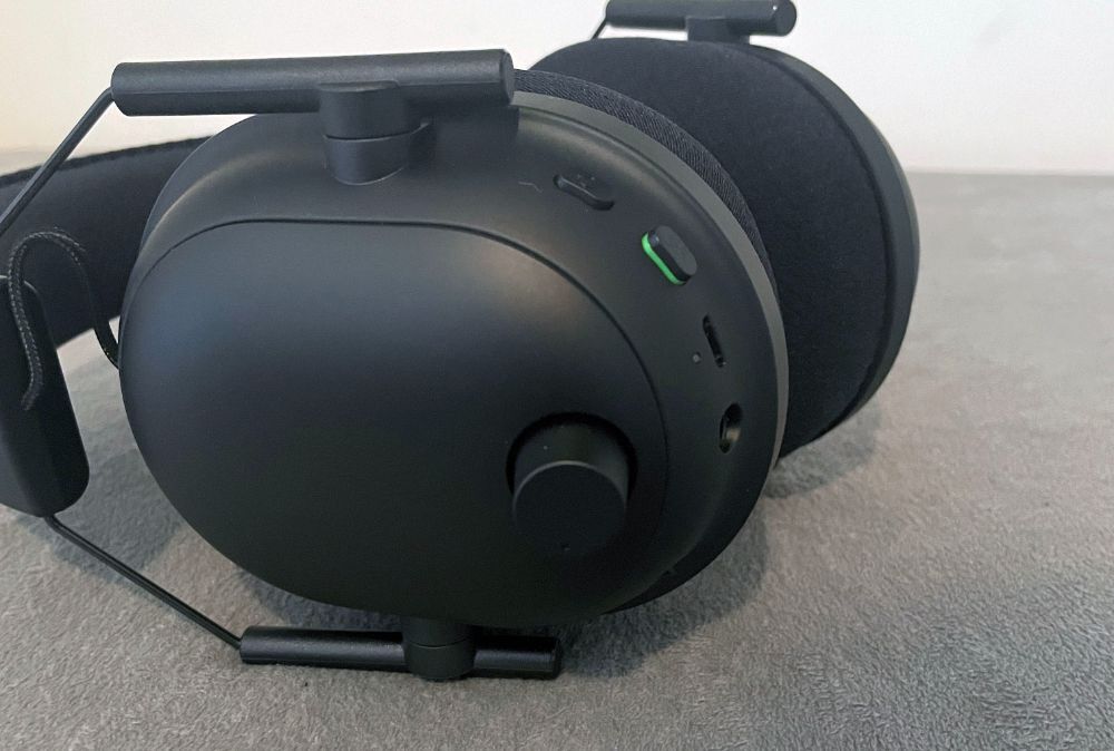 Razer Blackshark V2 Pro 무선 헤드셋 검토