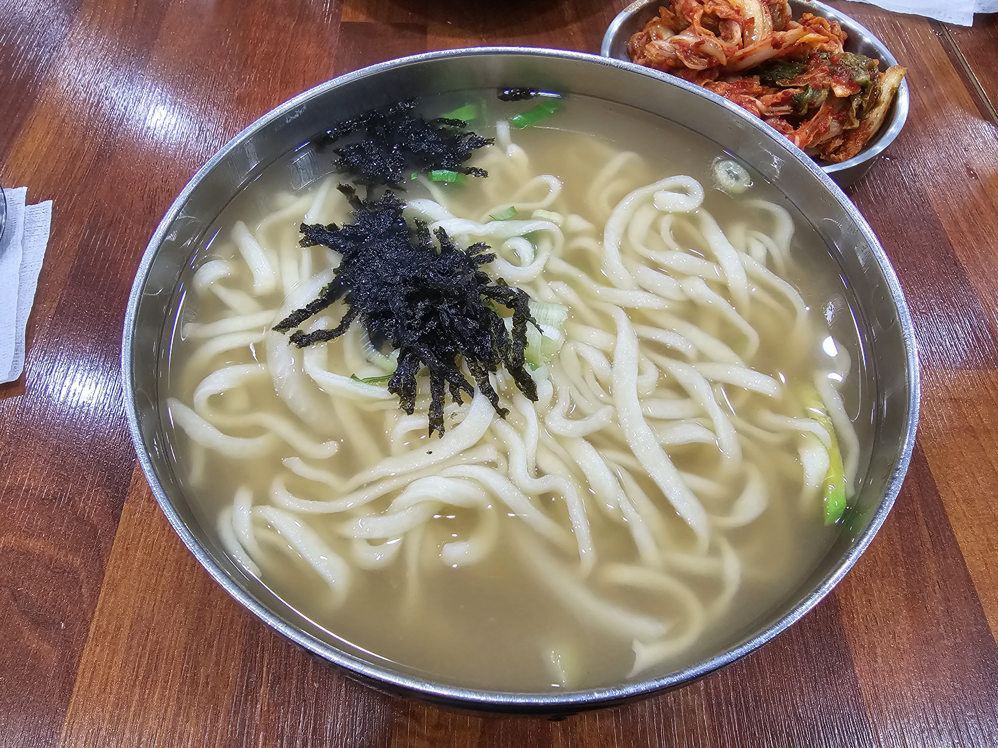 착한칼국수 이미지