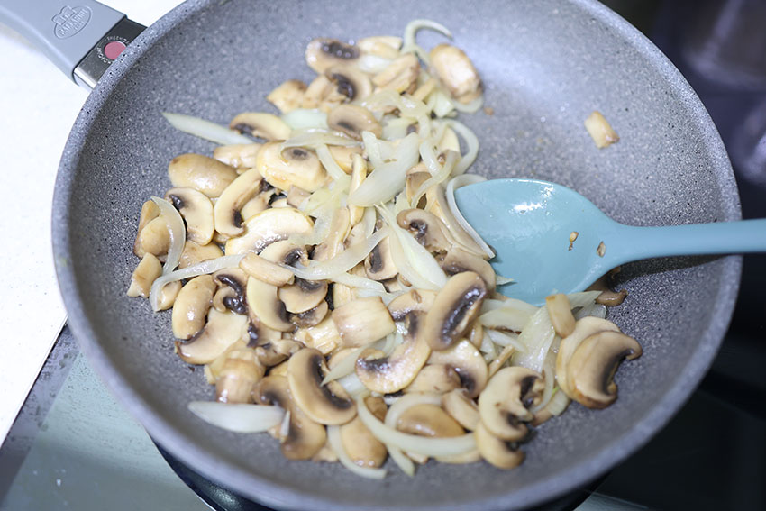 양송이버섯 요리 (루 만들기) 양송이스프 만들기 크리미함 가득한 6