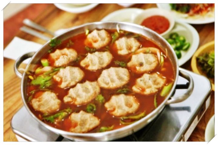  생생정보 전설의 맛 뜨거운 국물 인천 강화도 40년 노포 밴댕이 회 무침 완자탕 맛집 식당 위치 찾아가는 정보