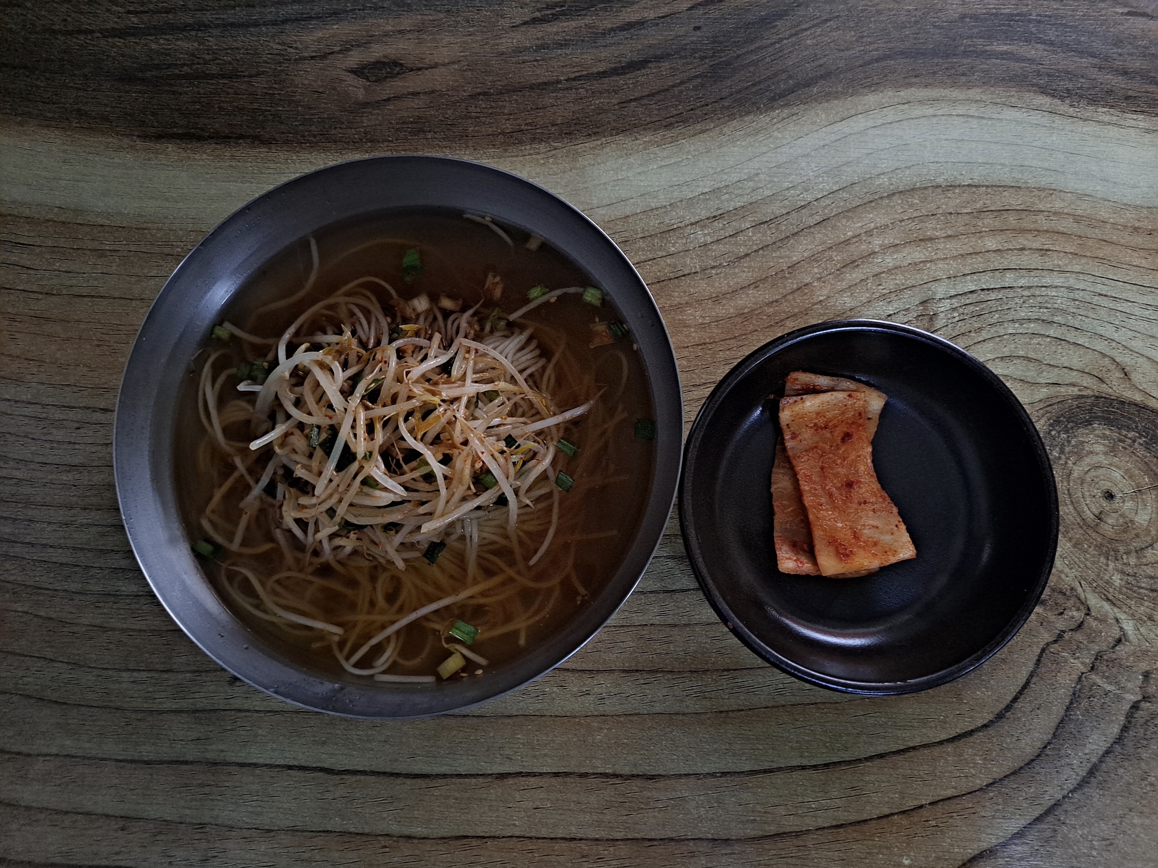  천원의 행복, 동해 까치분식