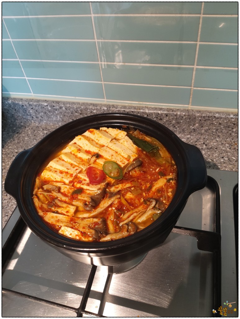 돼지고기버섯찌개 - 만드는법 2