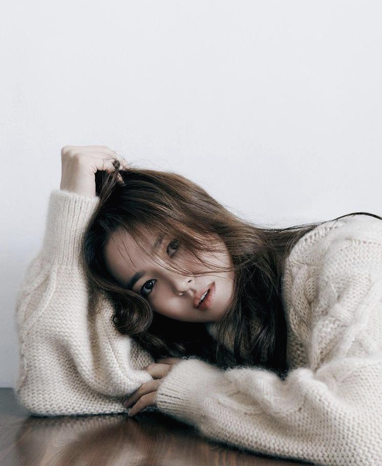  송혜교 기증 재산 두산 회장과 친분 컴백