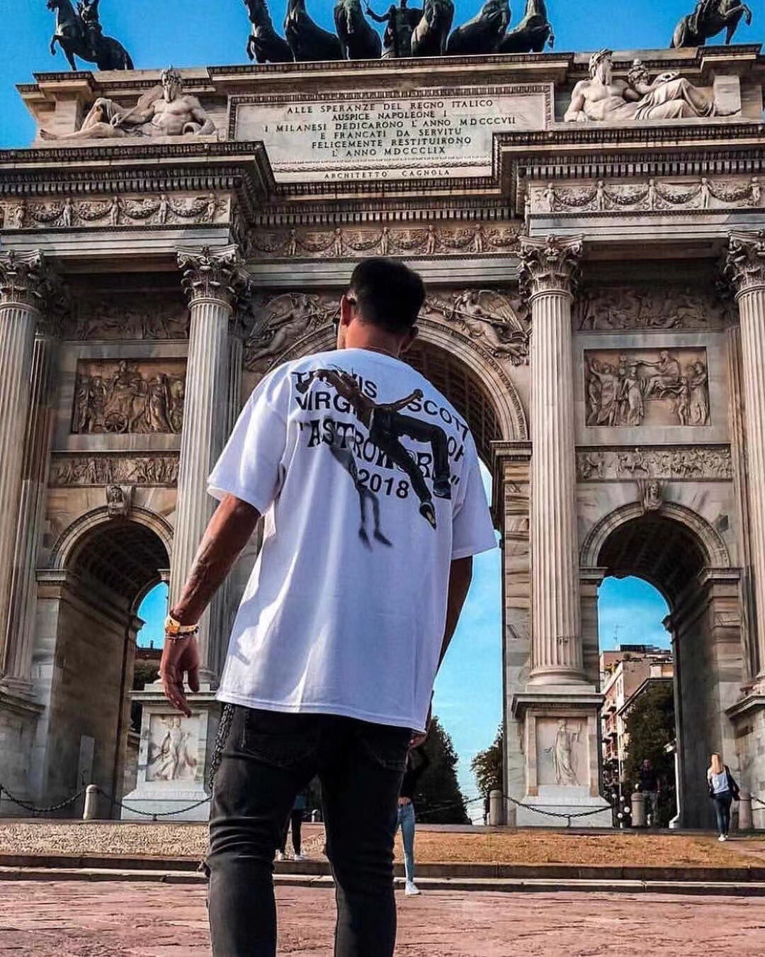  [TRAVIS SCOTT x VIRGIL ABLOH] 트래비스 스캇 x 버질 아블로 캑터스잭 아스트로월드 반팔 티셔츠