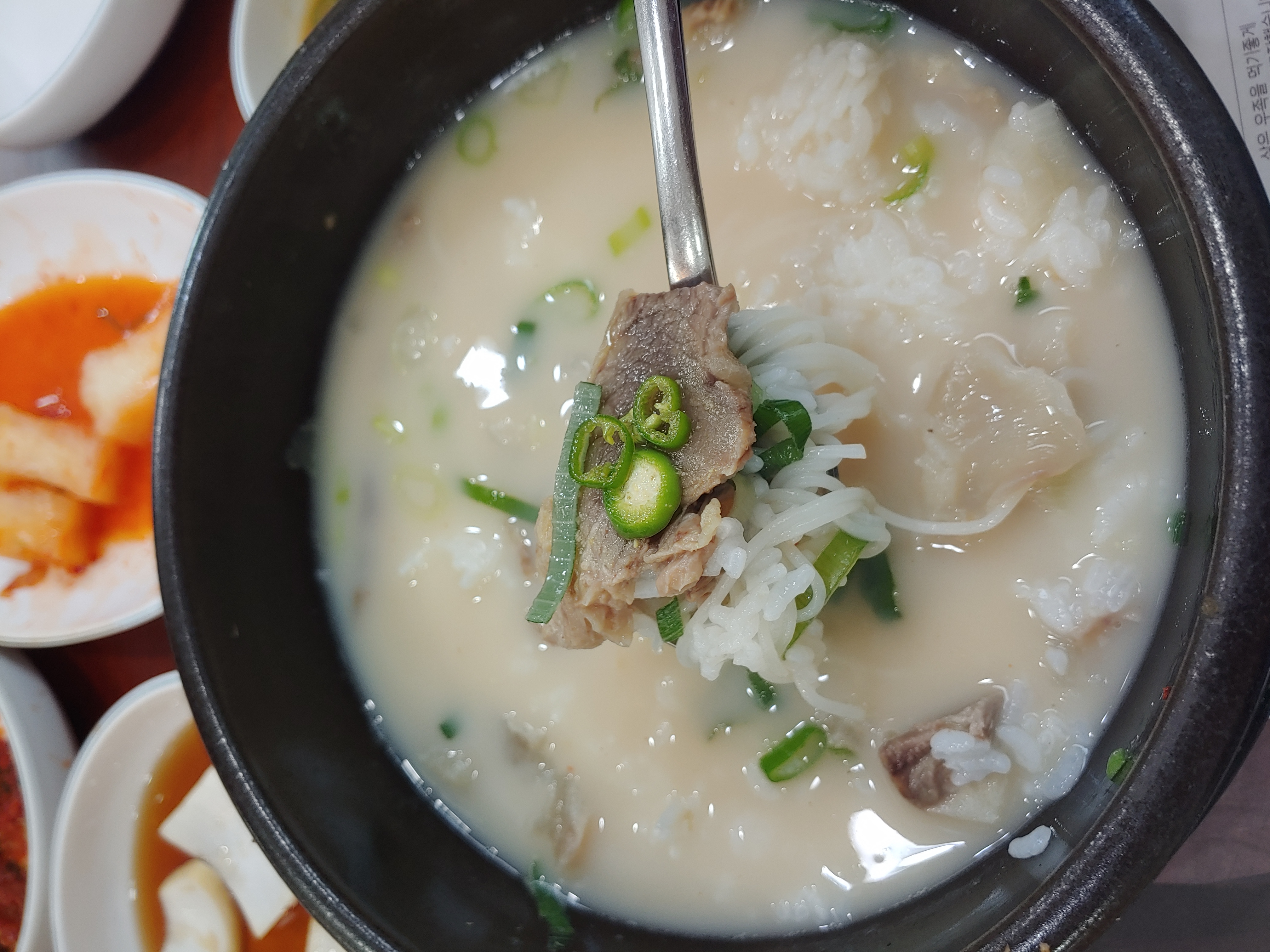  (천안/신부동/천안IC/직장인 점심) 팔복도가니탕 천안점 - 모둠설렁탕