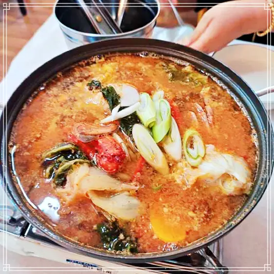  생생정보 태안 안면도 12월28일 택시맛객들의 수다 겨울 바다 여행 진미정 추천 가게 맛집 간장게장 꽃게장 게국지 맛집 위치
