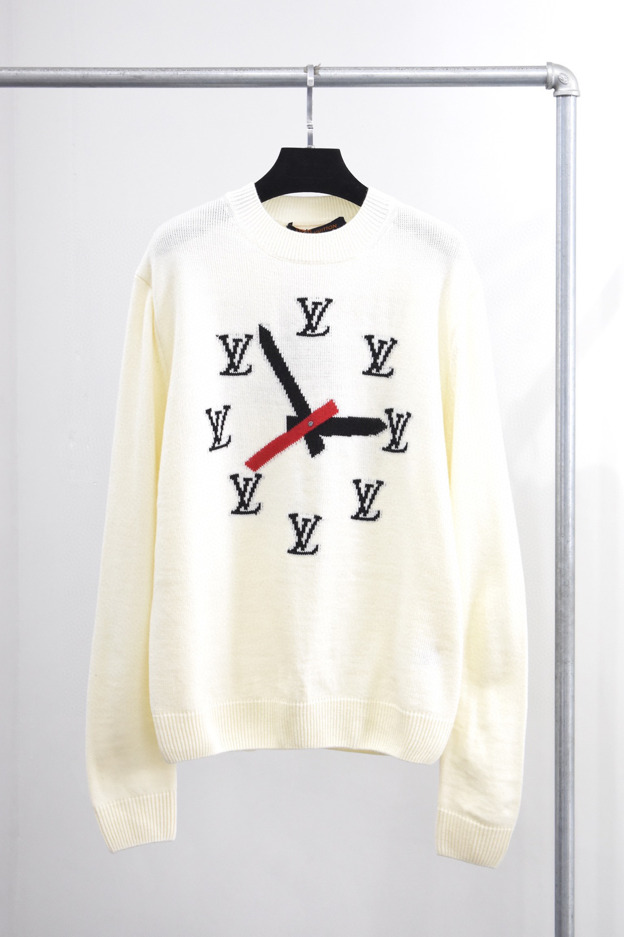  [LOUIS VUITTON] 루이비통 클락 인타르시아 풀오버 니트 스웨터 1A8P4D