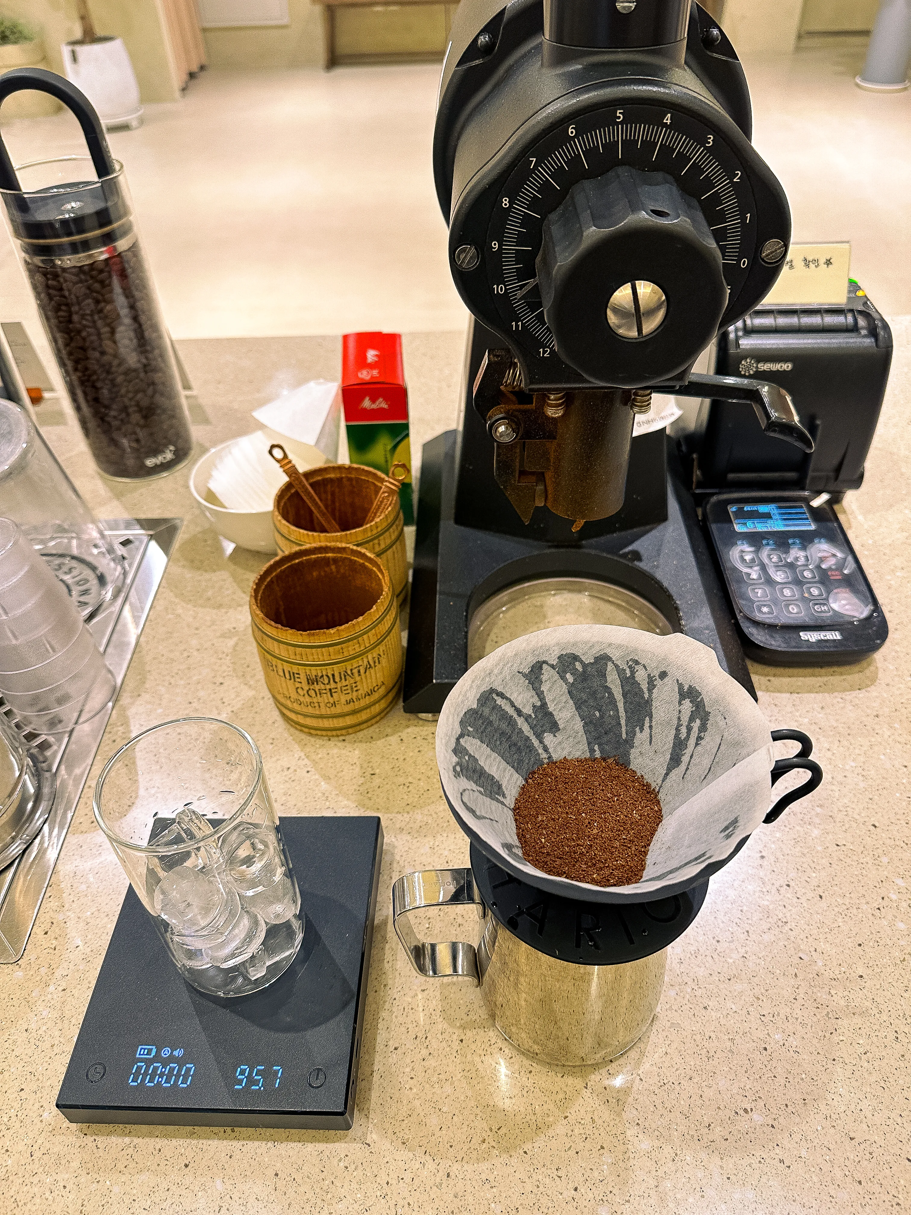 하리오 v60 커피 추출 준비