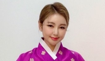 송가인 프로필 책 명 나이 신체 학력 가족 문화체육관광부 2022년 한복 홍보대사 위촉된 트로트 가수