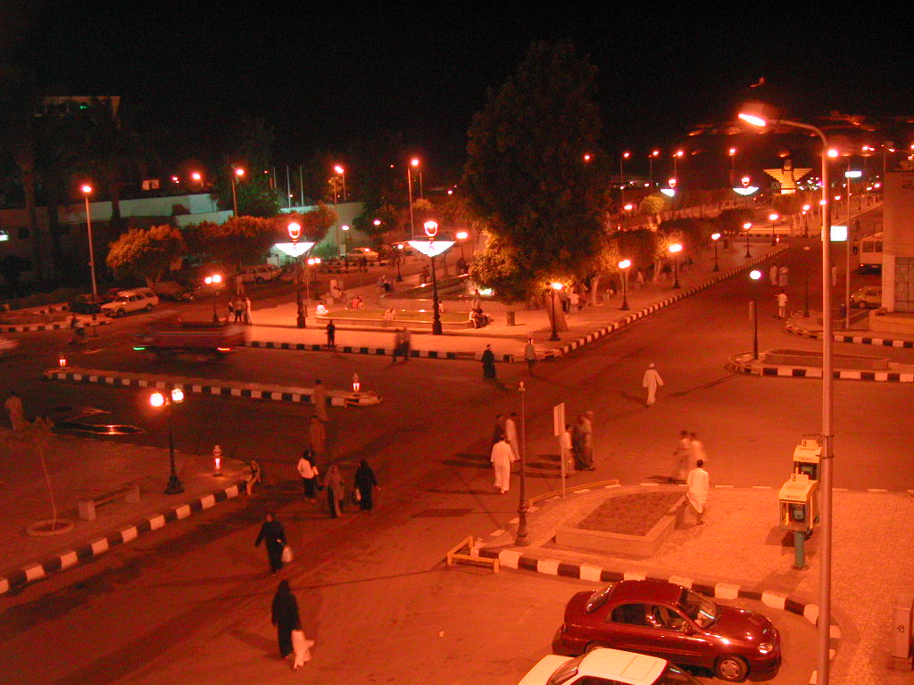 이집트-아스완역앞-거리모습