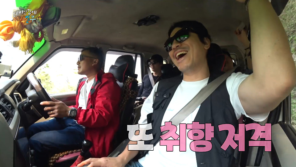 구르카 훈련 받는 거 보다 더 고통스러워 보이는 덱스...jpg | 인스티즈