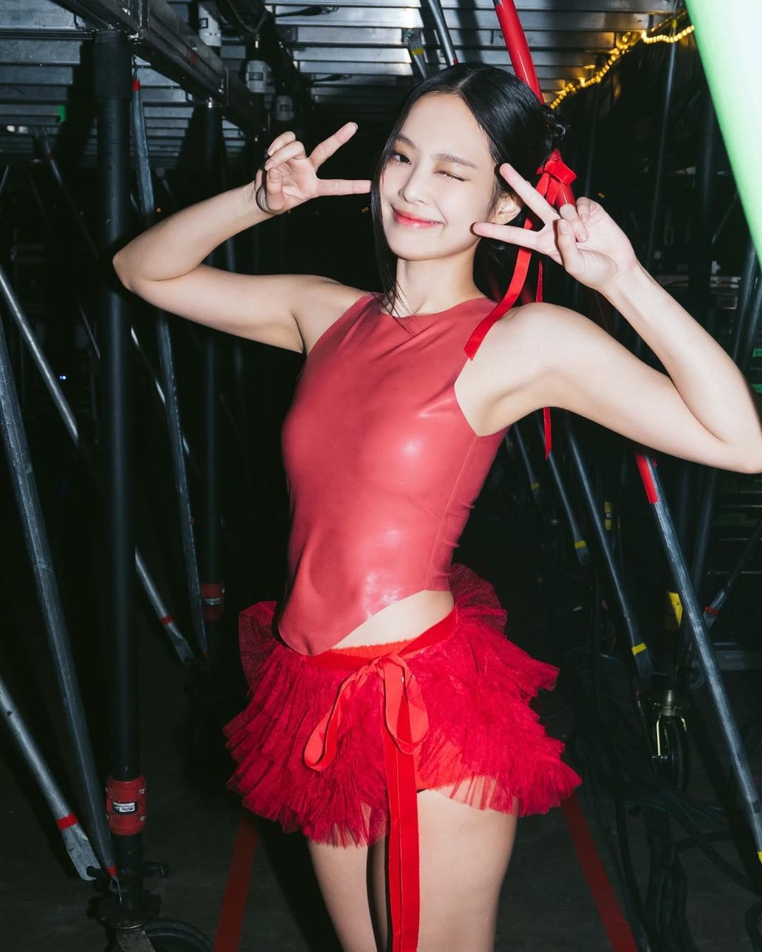 블랙핑크 제니 가슴 노출