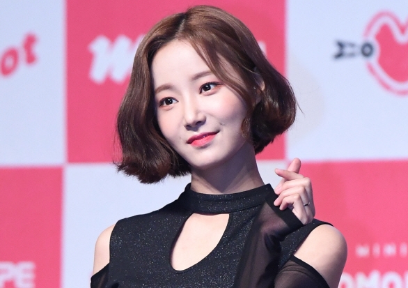  모모랜드 연우 탈퇴 이유 및 학폭 왕따설