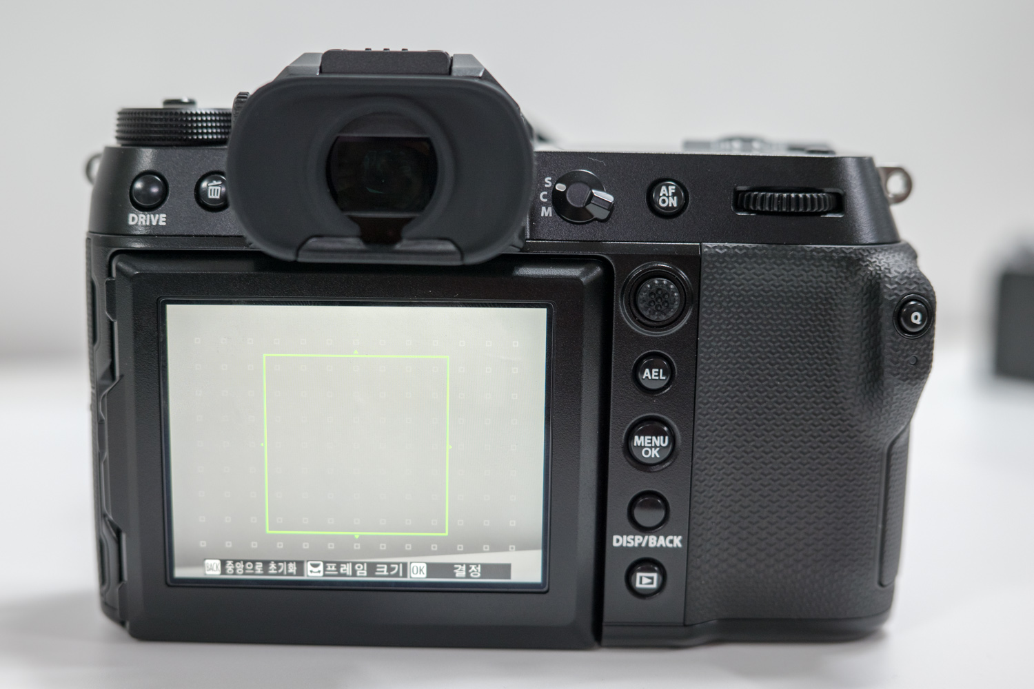 후지필름 GFX 100S II