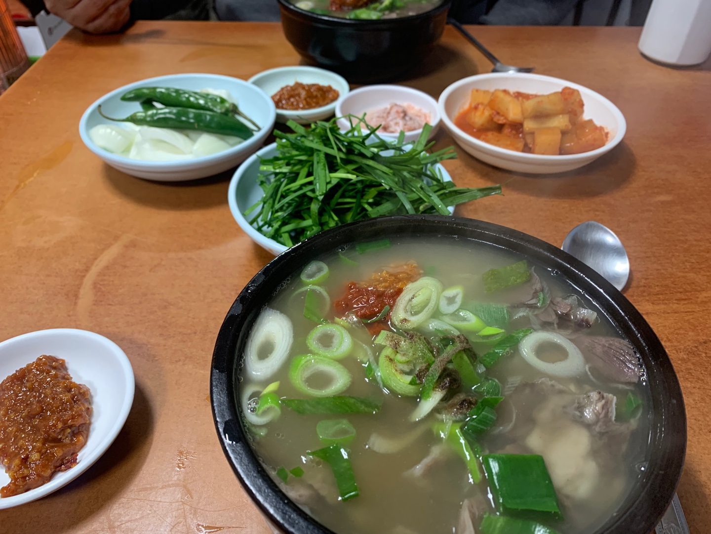 부산-수정동-시장-맛집-88수육-88돼지집-돼지국밥