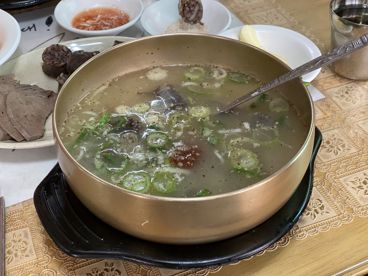 부천 인하찹쌀순대의 순대국밥