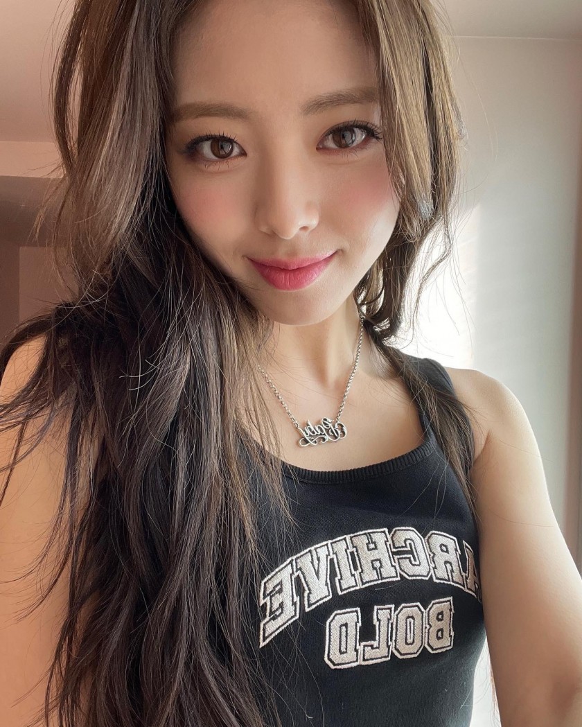  LA 사람들 사이 비주얼 있지 유나