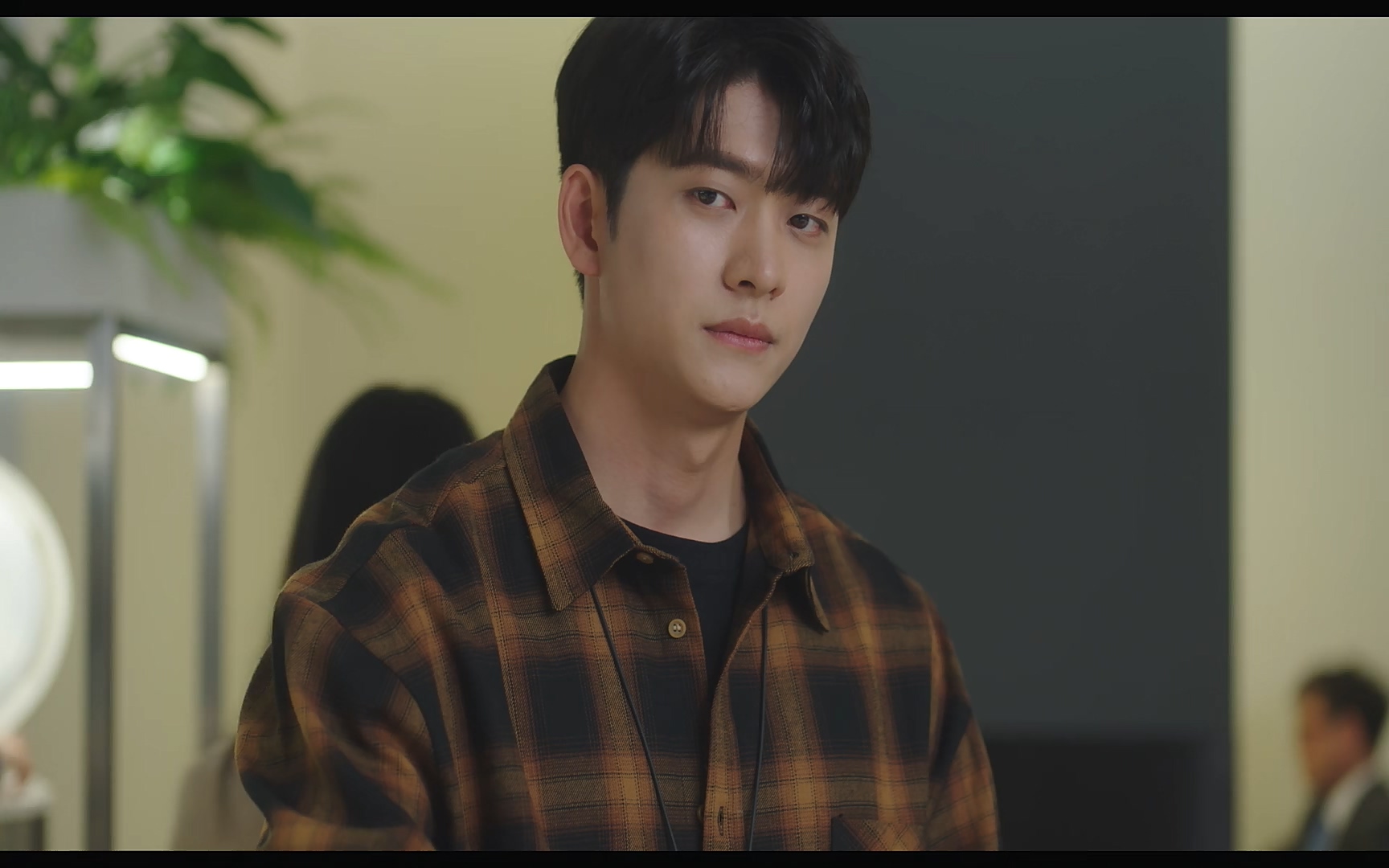 이상한 변호사 우영우.E9p.NF.WEB-DL.AAC.H264-With.mp4_20220814_164734.257.jpg