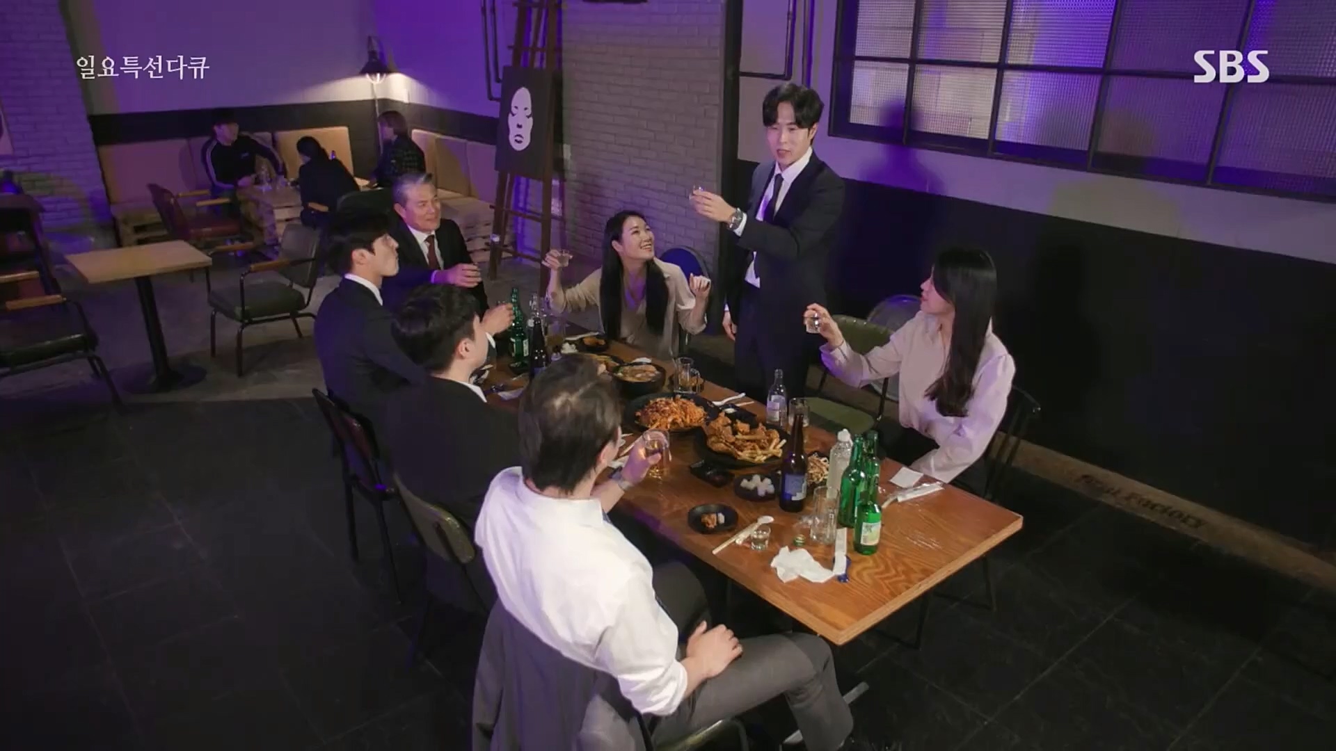 일요 특선 다큐멘터리.E294.221106p.H264-F1RST.mp4_20221204_163840.855.jpg