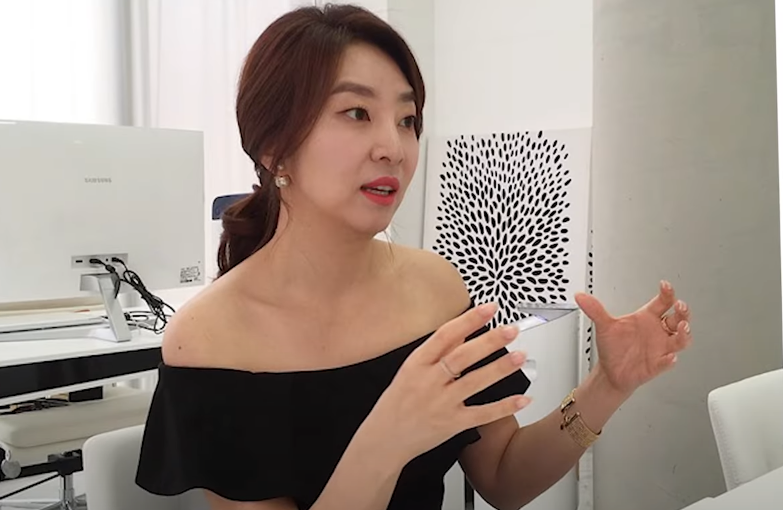  쇼호스트 정윤정 홈쇼핑 생방송에서 욕설로 방송사고