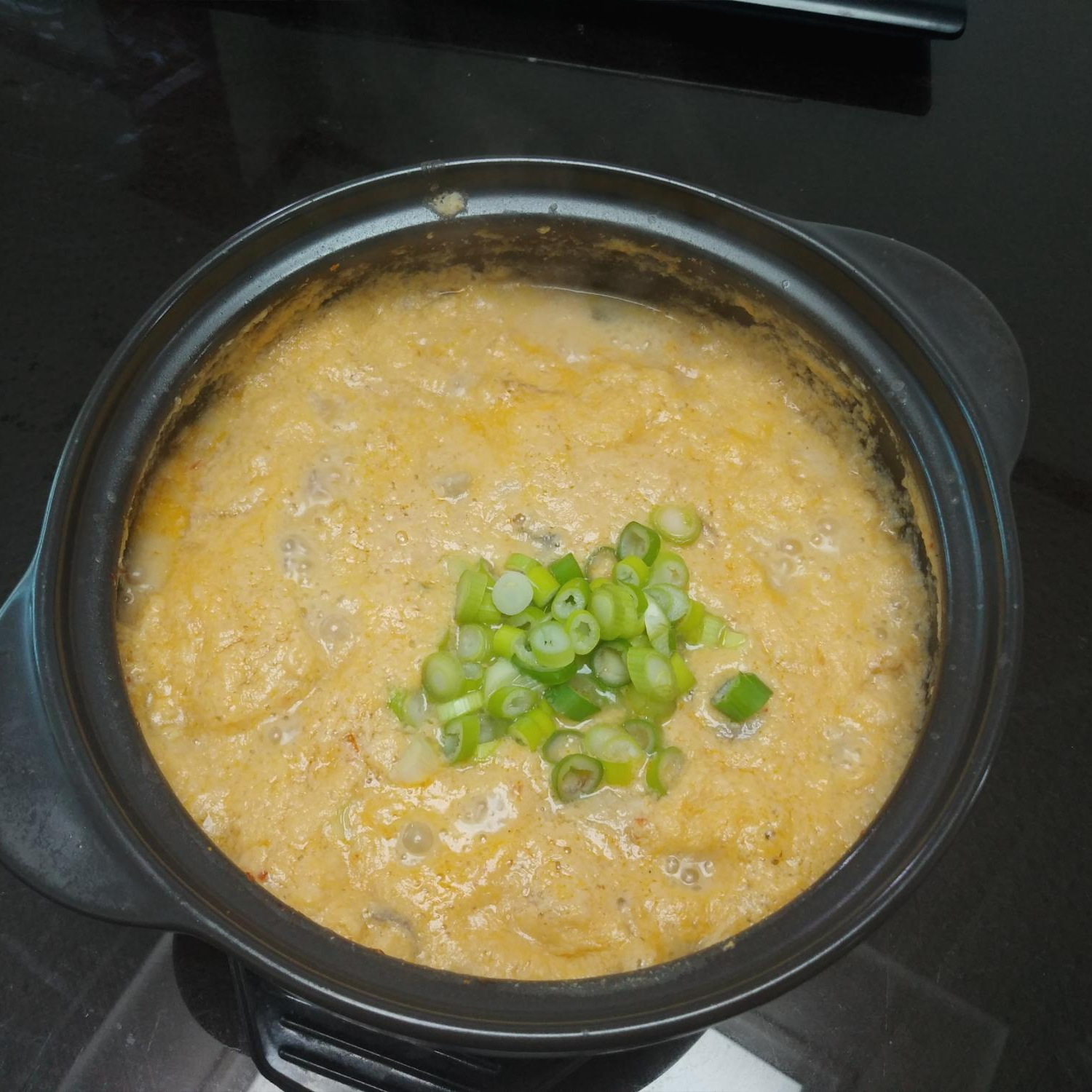  고소하고 담백한 비지찌개