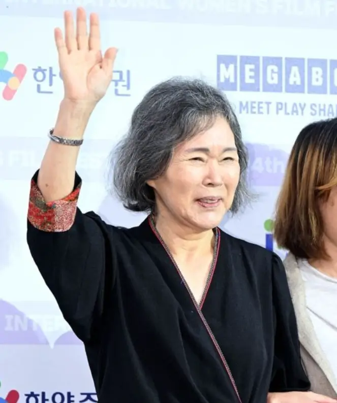 이주실