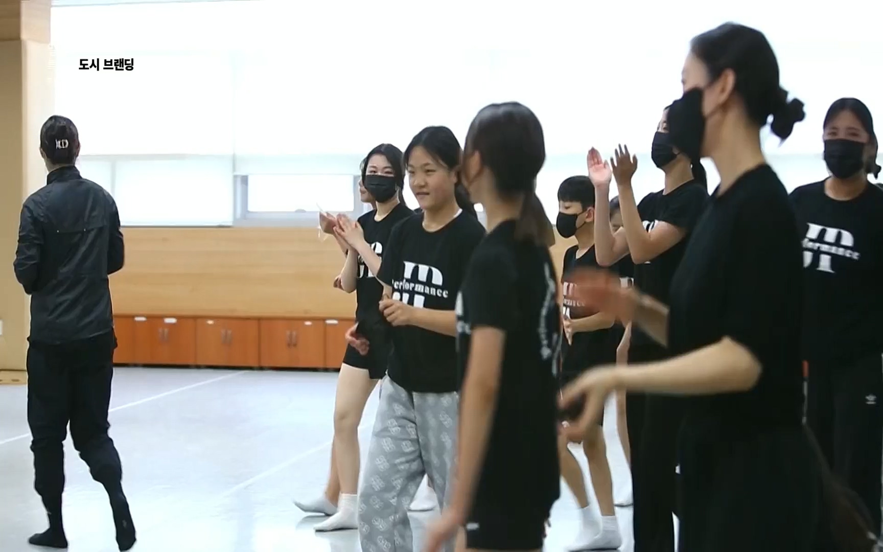 일요 특선 다큐멘터리.E287.220911p.H264-F1RST.mp4_20220912_135051.030.jpg