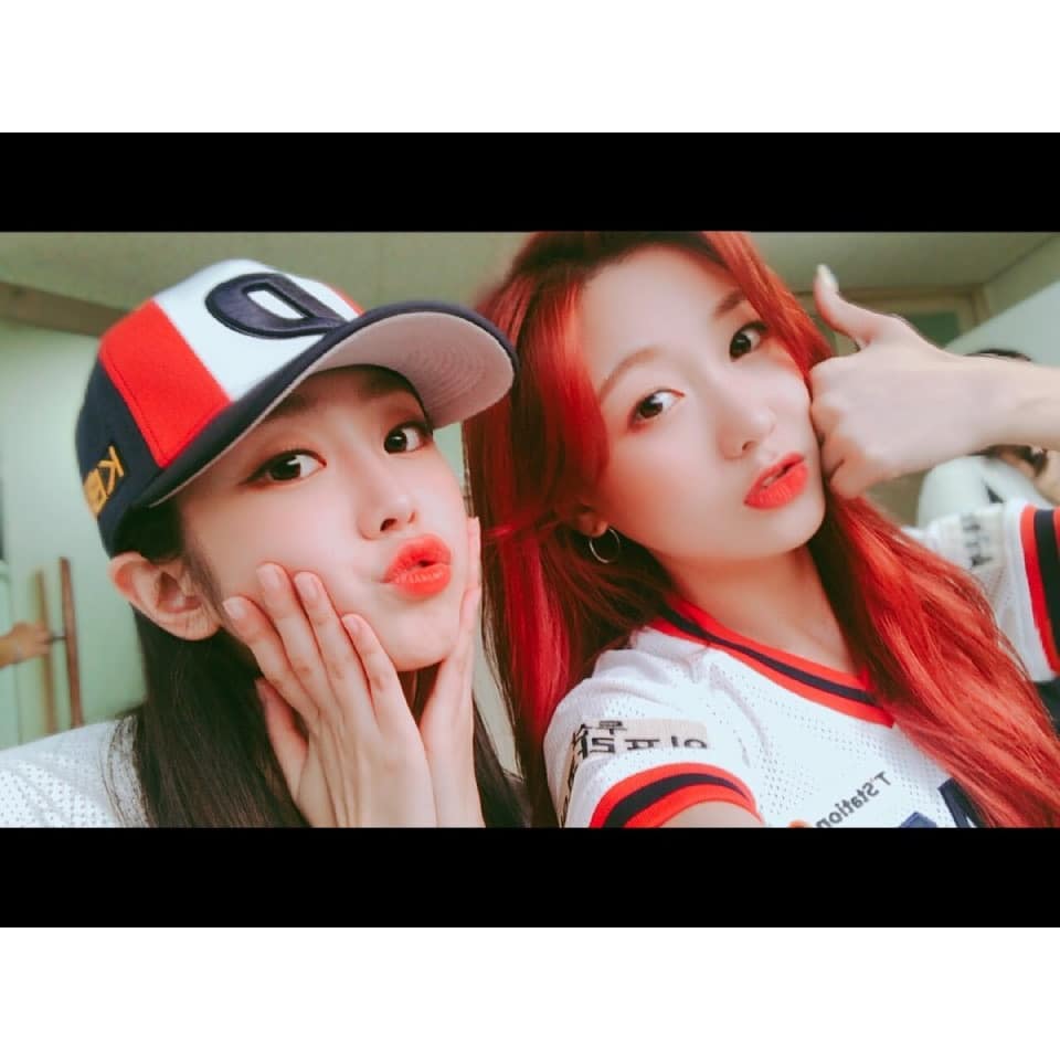  두산베어스 시구시타하러간 러블리즈 지수 수정 움짤 gif