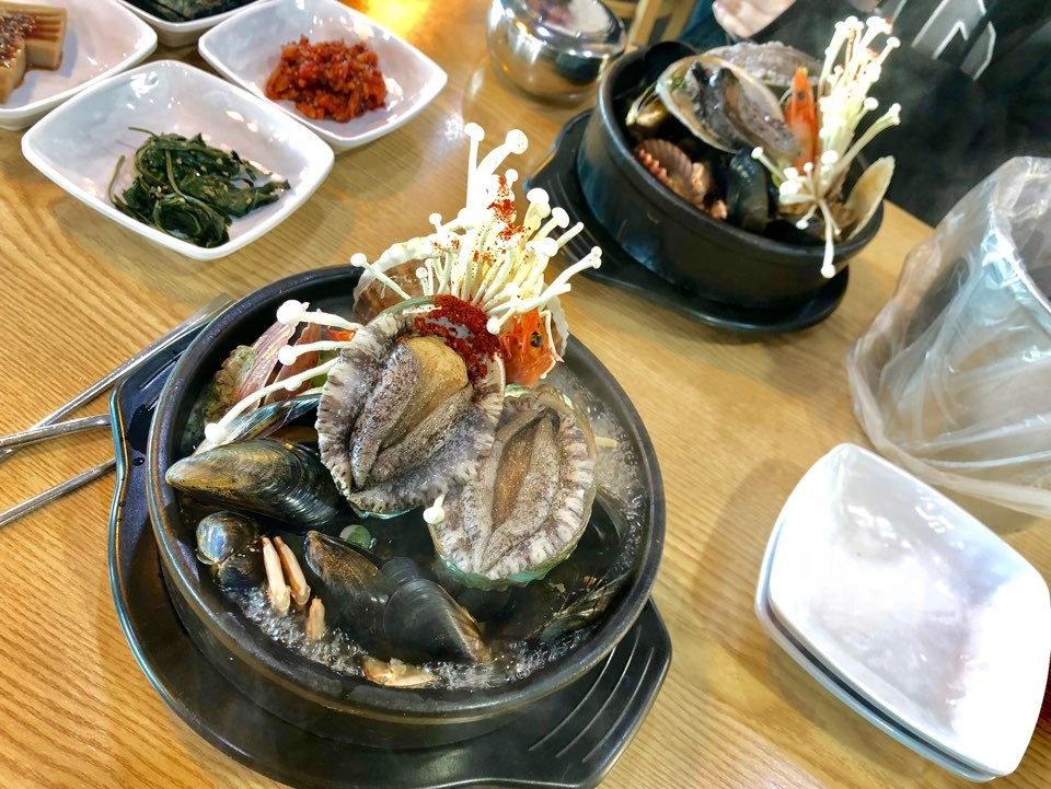 경주전복해물뚝배기