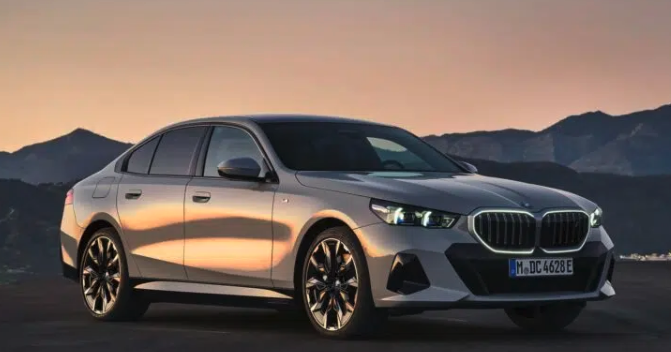  BMW 5시리즈 풀체인지 bmw 전기차 i5 가격 및 제원