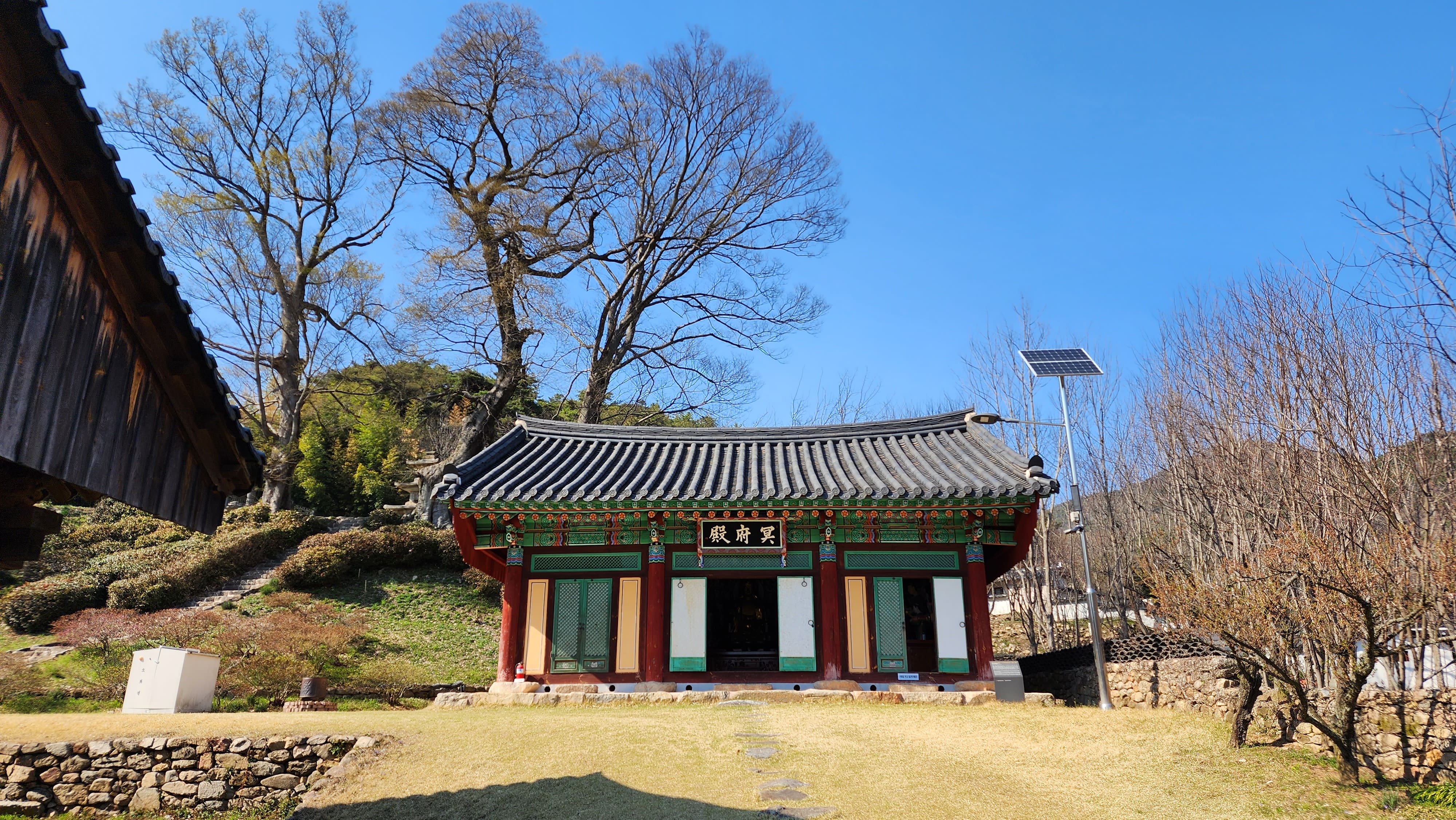 명부전冥府殿