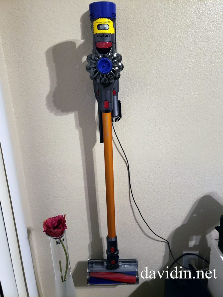  Dyson VS $50 Hoover VS $1600 Rainbow