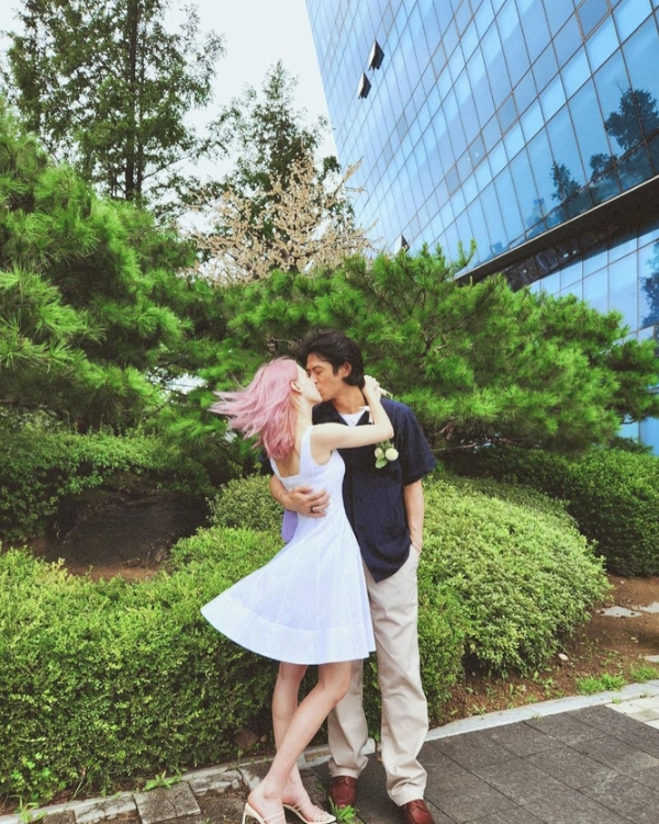  빈지노 결혼, 미초바와 혼인신고