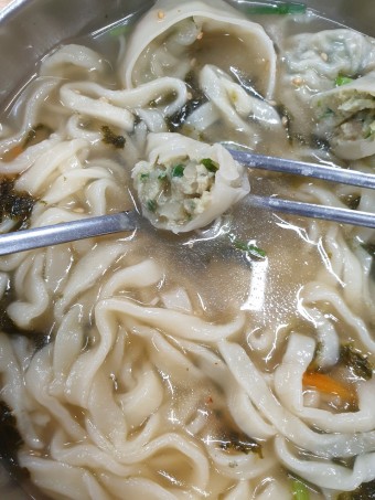 4000원 칼국수