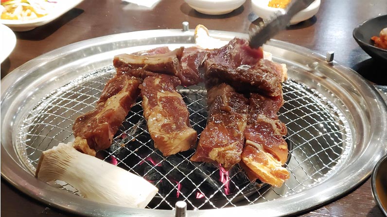  미아사거리 맛집 옛날농장 미아현대점 에서 먹은 돼지갈비